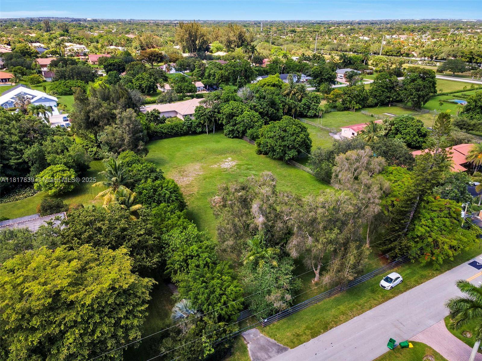 Plantation, FL 33325,11319 NW 4th St