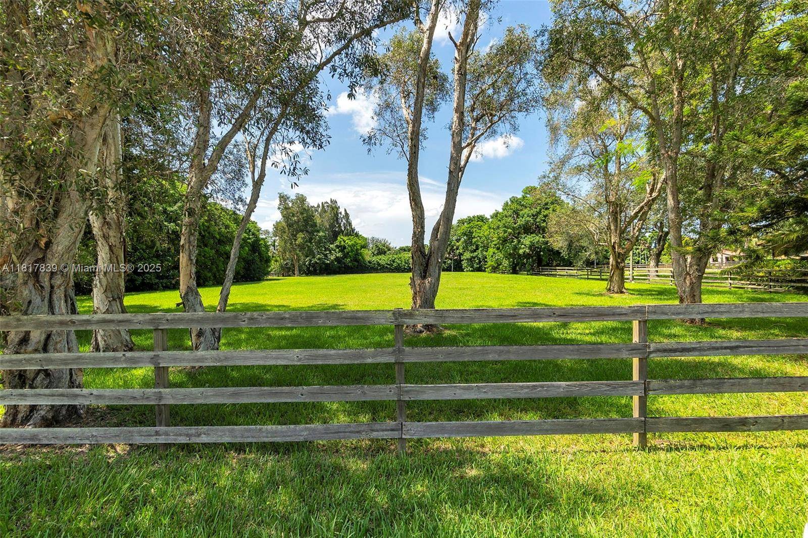 Plantation, FL 33325,11319 NW 4th St