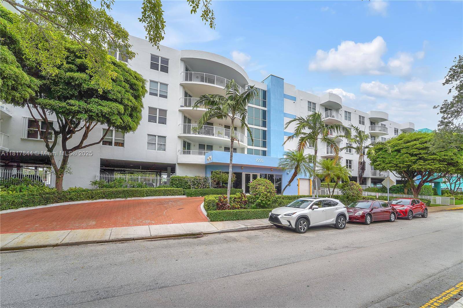 North Bay Village, FL 33141,1555 N Treasure Dr #304