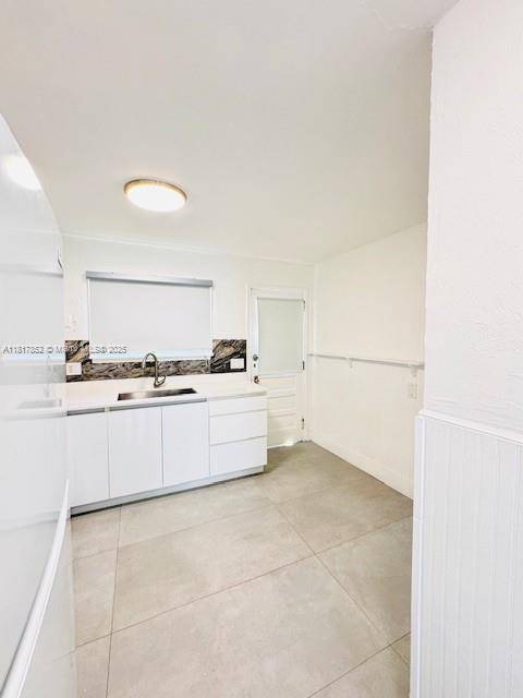 Oakland Park, FL 33334,1021 NE 33rd St #F2