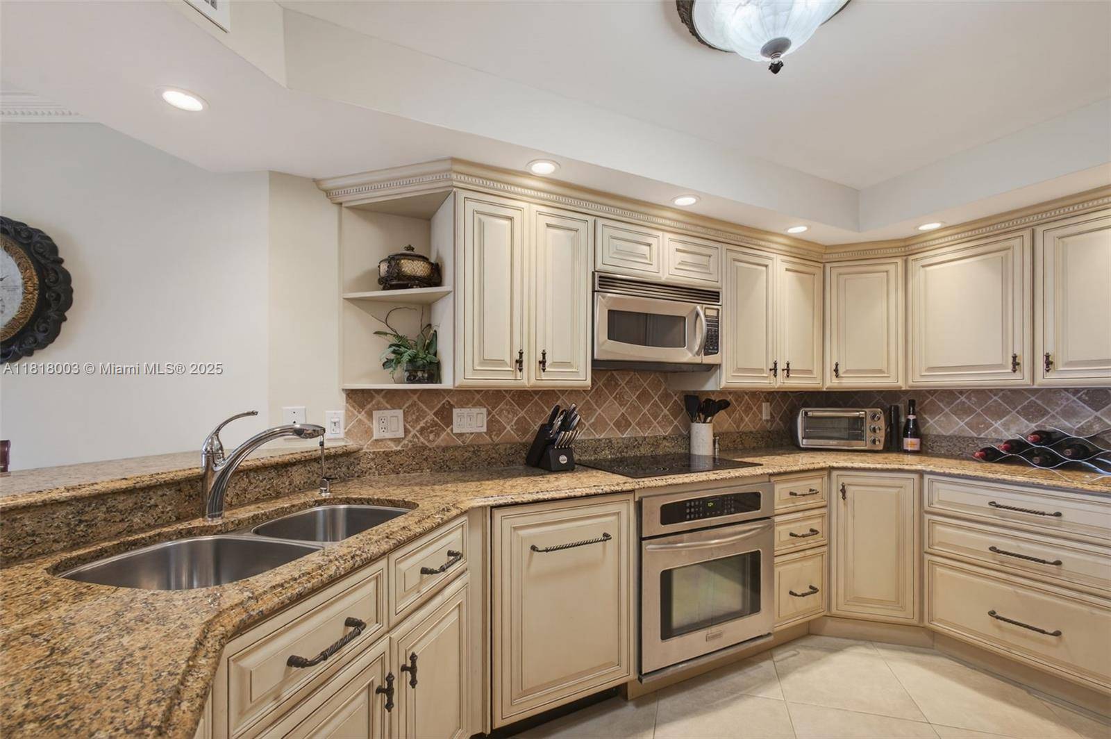Riviera Beach, FL 33404,2800 N Ocean Dr #A-20A