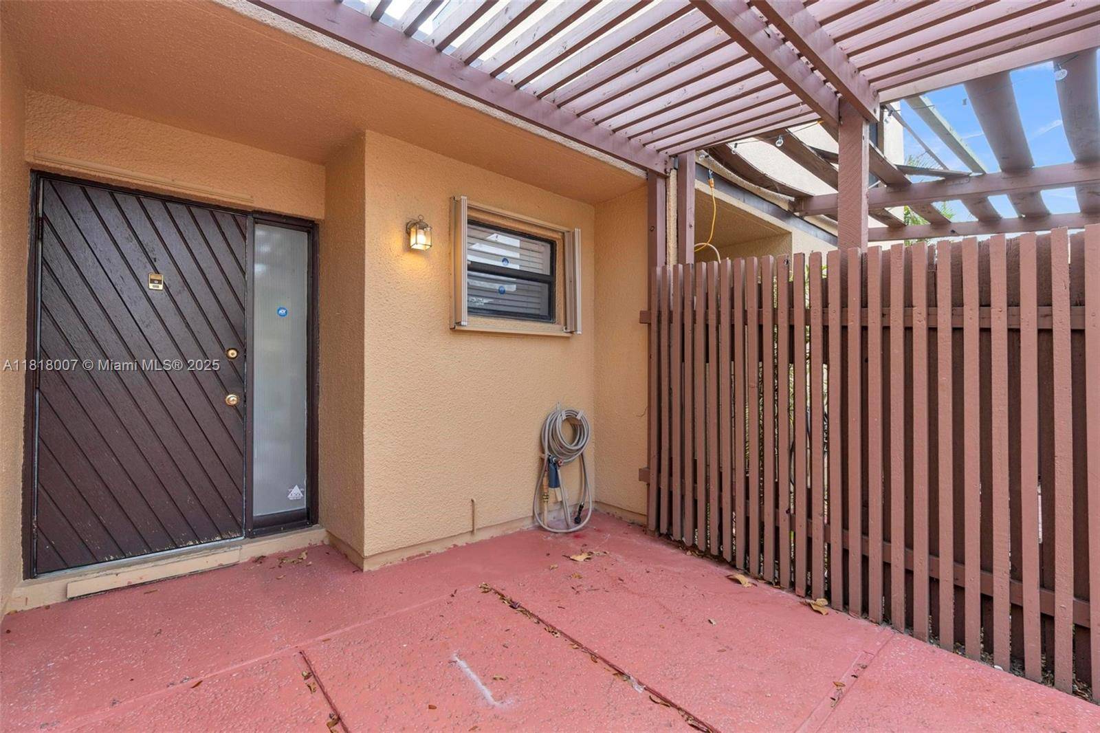 Pembroke Pines, FL 33026,1341 E Golfview Dr