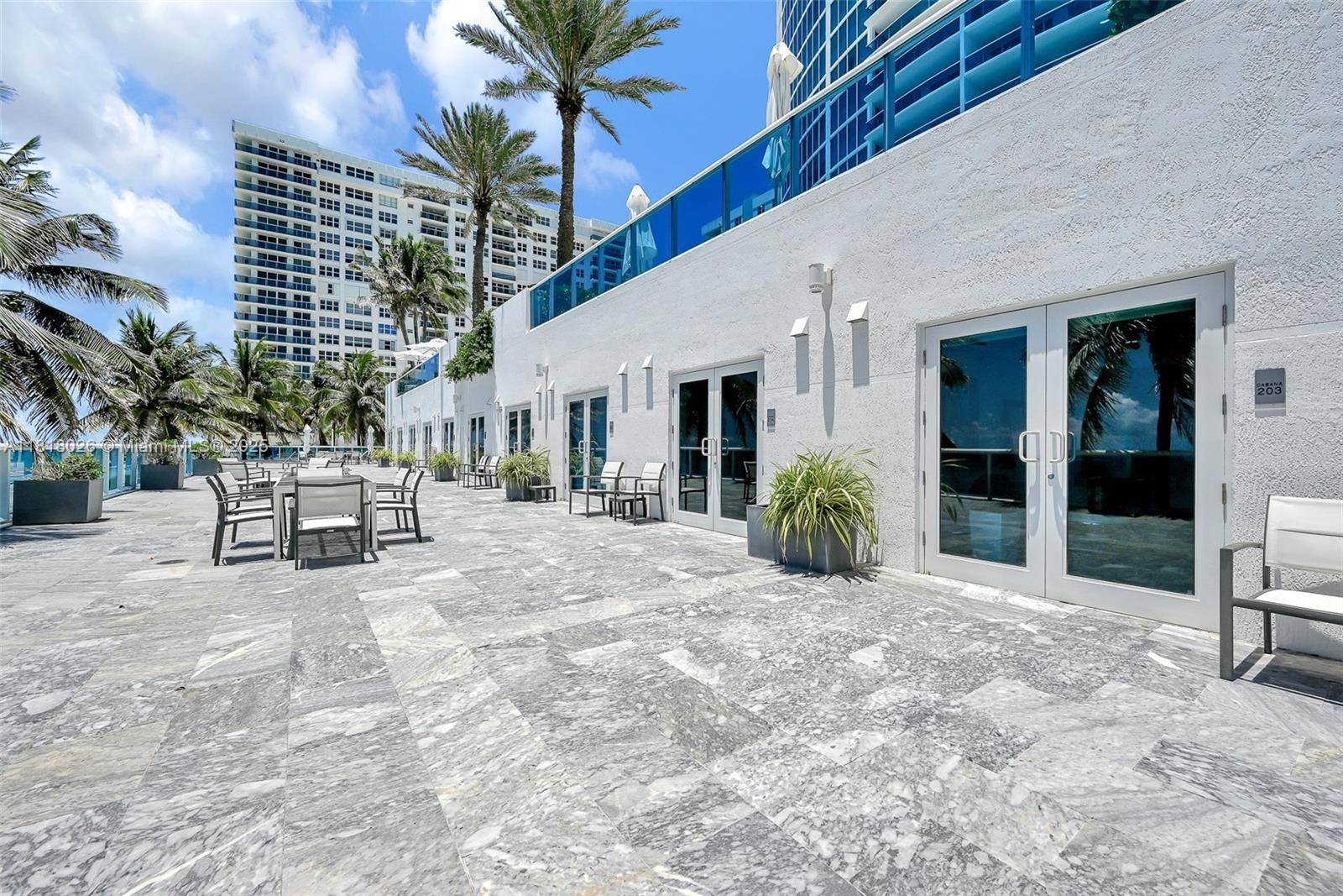 Hollywood, FL 33019,2711 S Ocean Drive #203