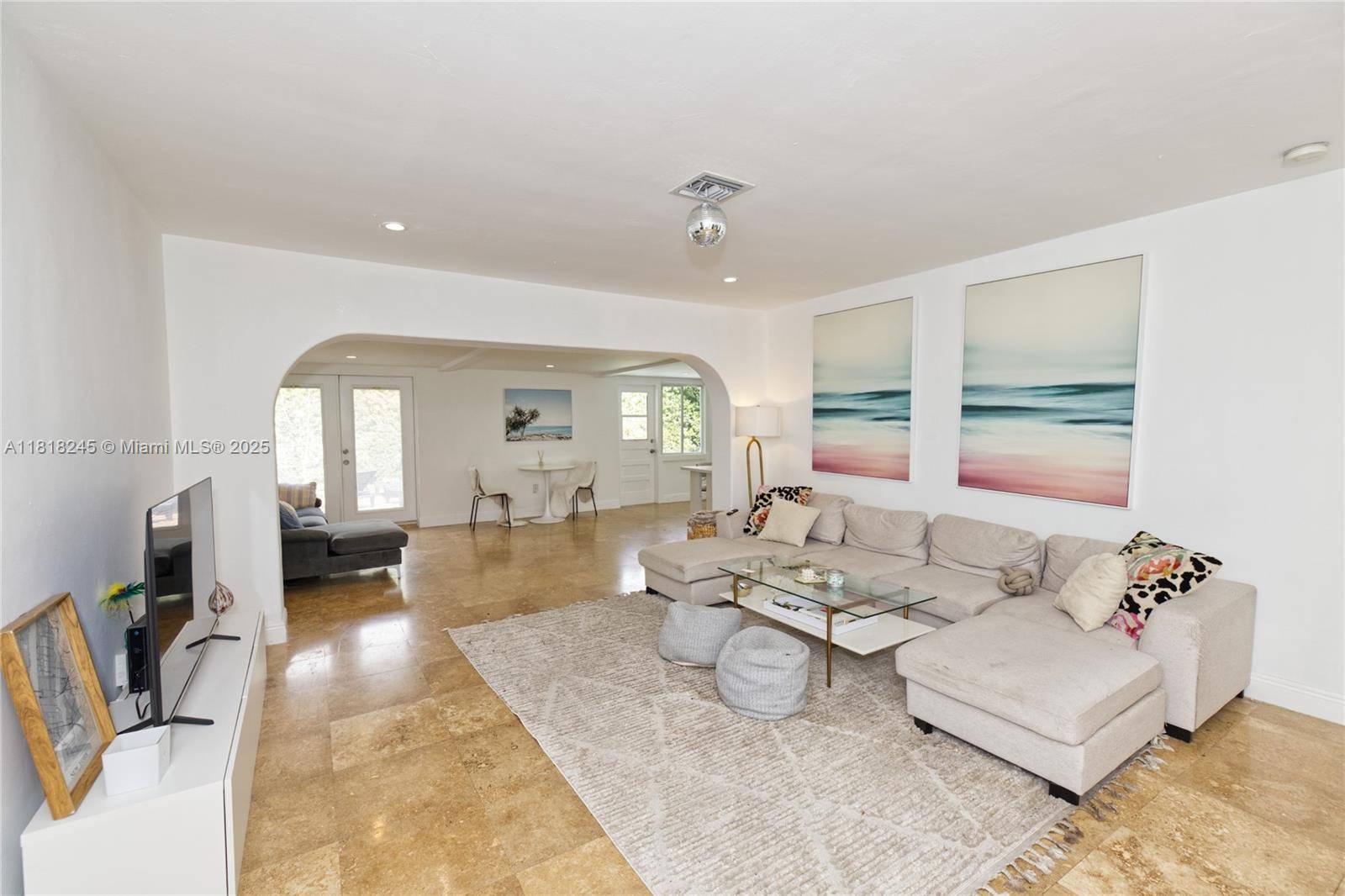 Miami, FL 33143,8240 SW 62nd Ct #8240