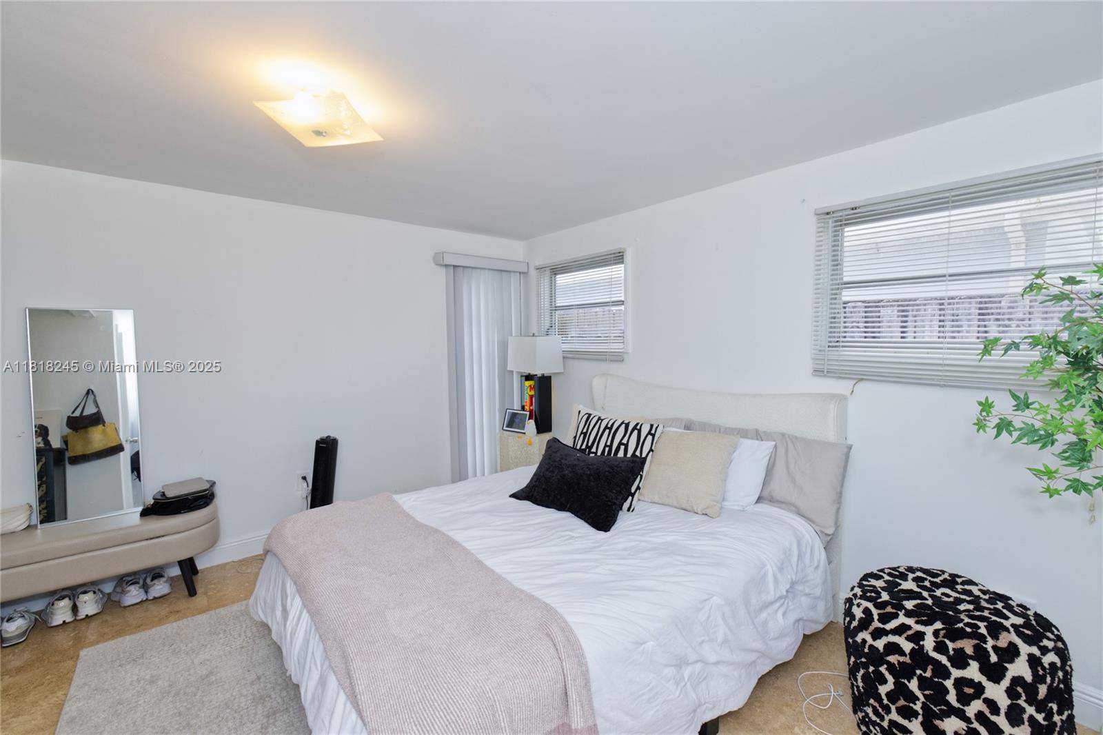 Miami, FL 33143,8240 SW 62nd Ct #8240