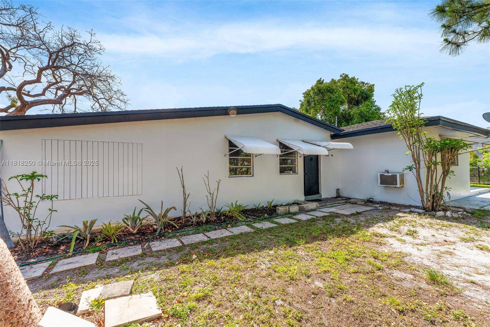 Miami Gardens, FL 33169,18201 NW 3rd Ave