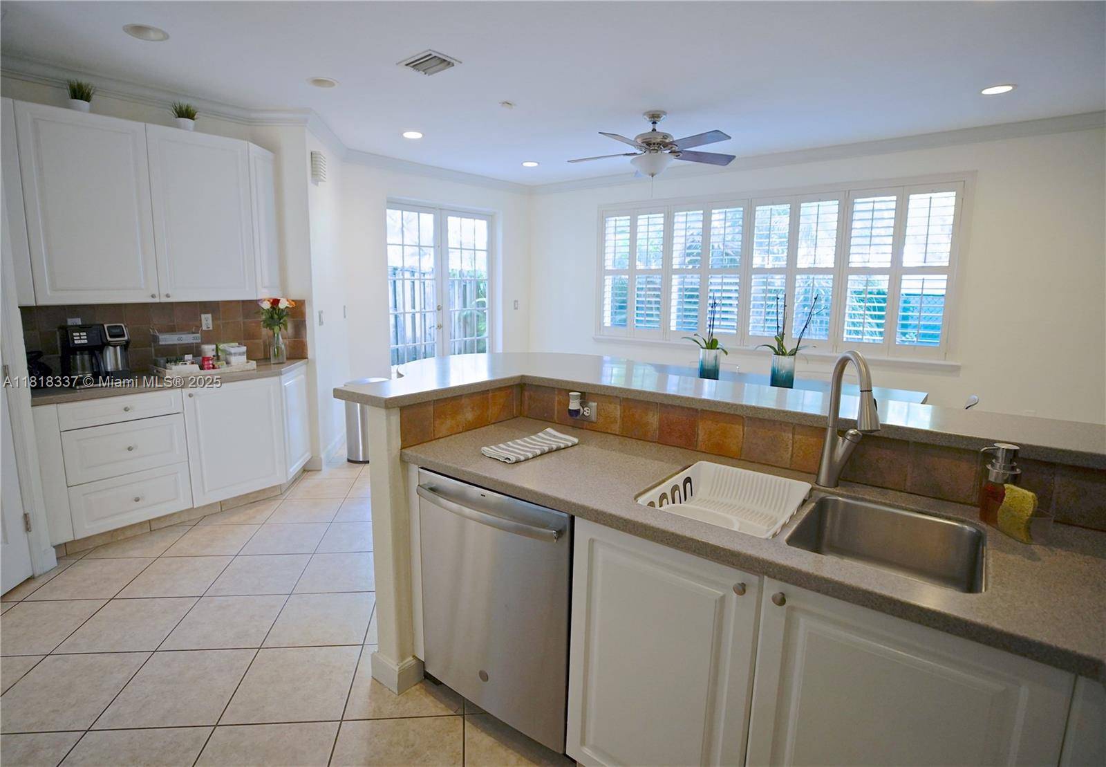 Doral, FL 33178,5536 NW 113th Pl