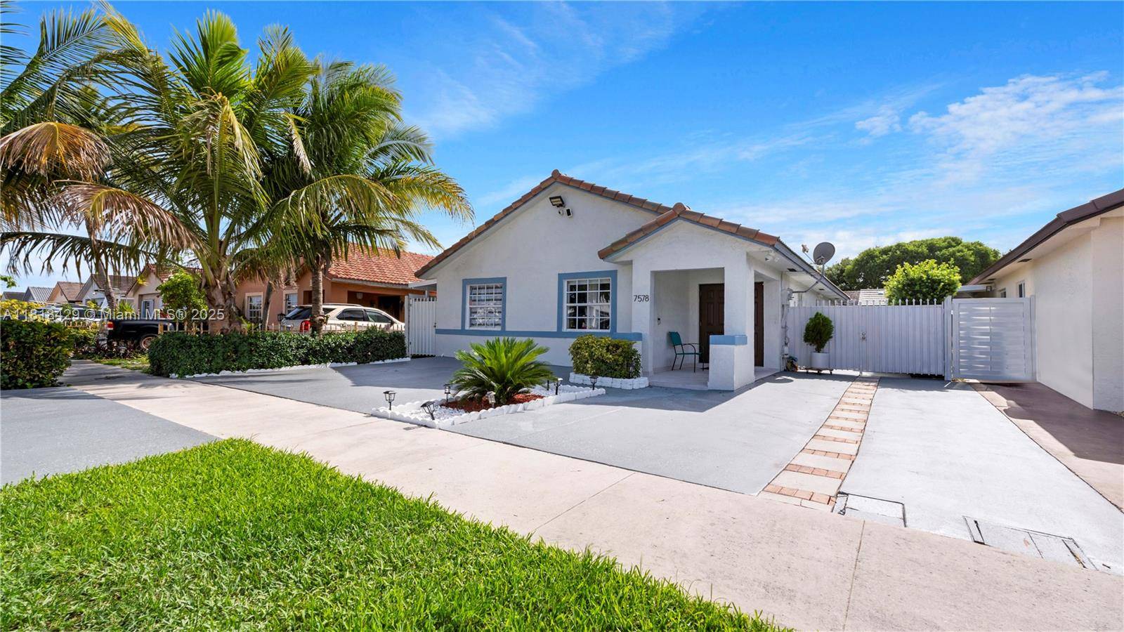 Hialeah, FL 33018,7578 W 30th Ln