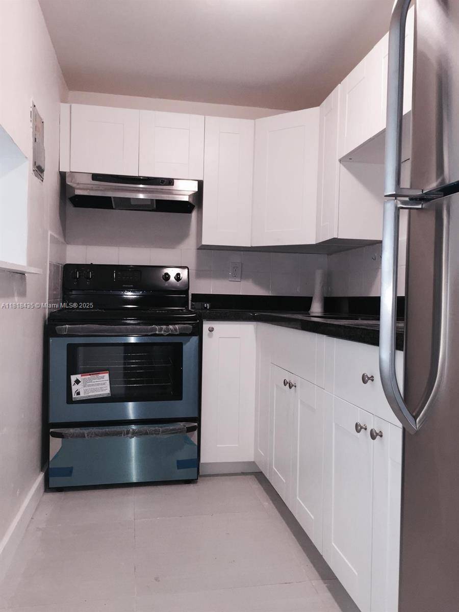 Miami, FL 33138,7820 NE Bayshore Ct #206