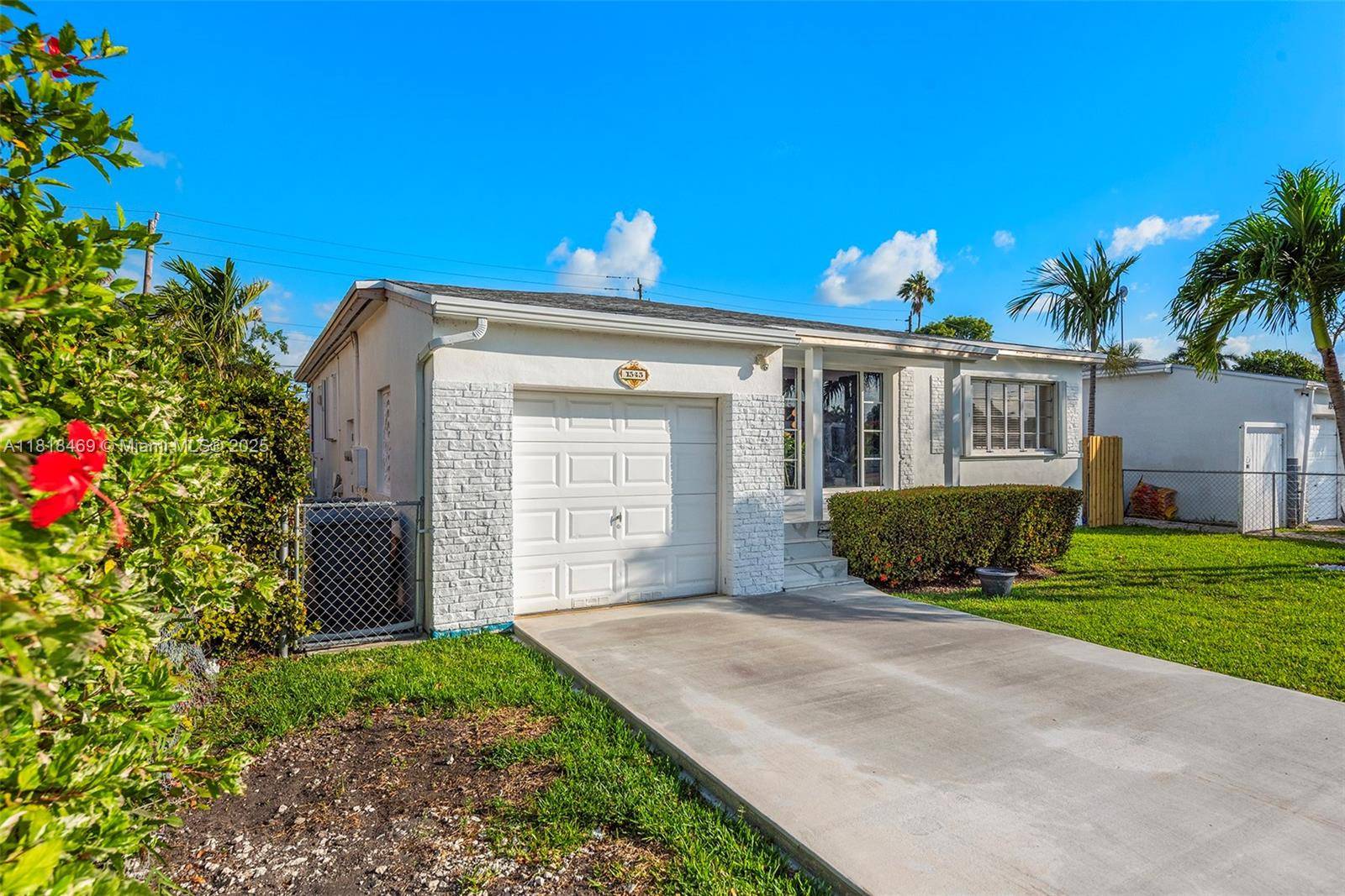 Miami Beach, FL 33141,1545 Normandy Dr