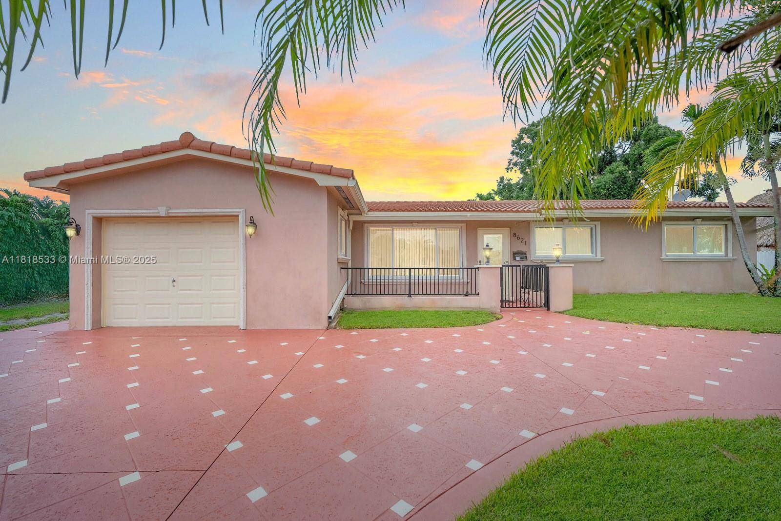 Pembroke Pines, FL 33024,8621 NW 17th Ct