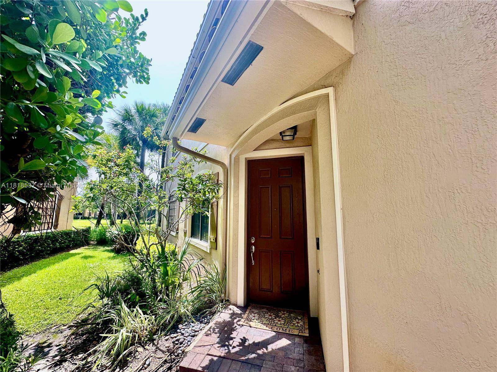 Plantation, FL 33325,119 E Riverwalk Circle East