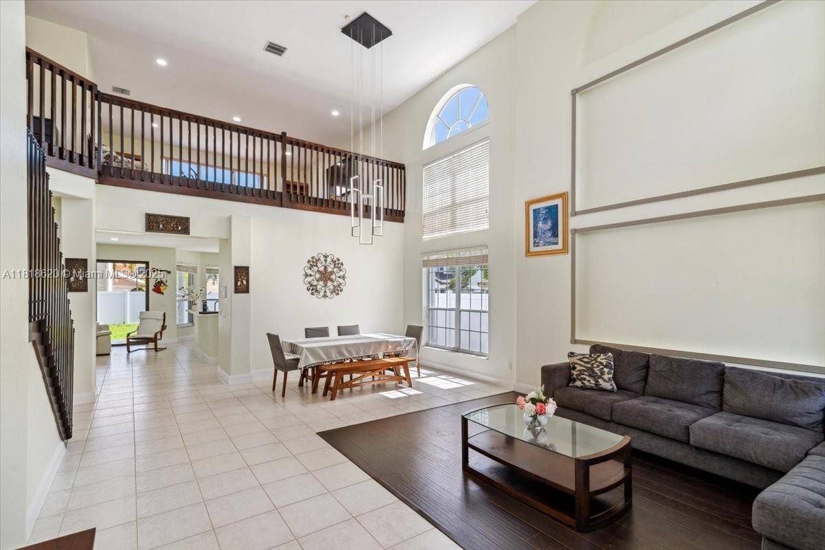 Miramar, FL 33029,17956 SW 35th Dr