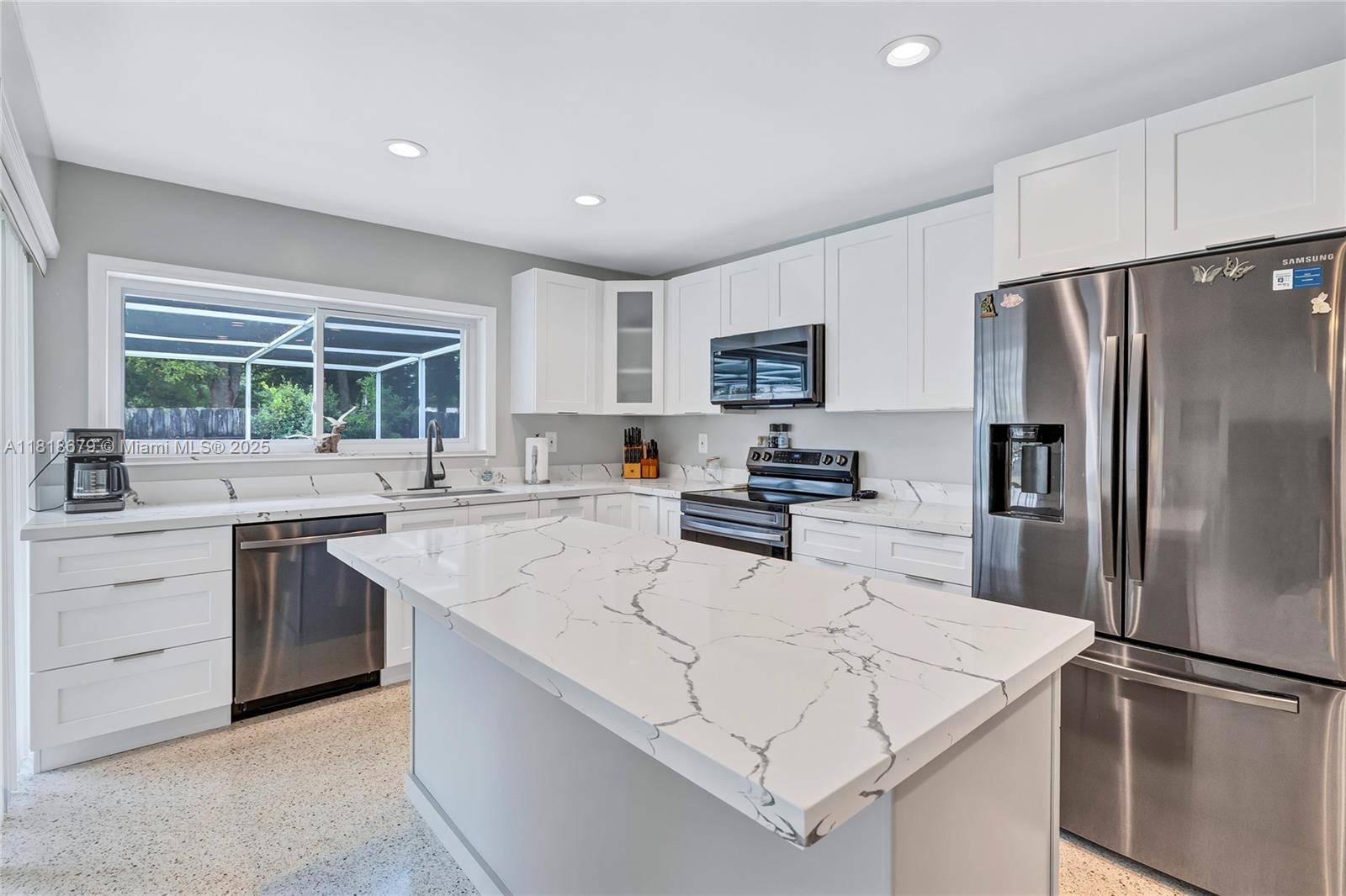 Miami Lakes, FL 33014,6736 Orchid Dr