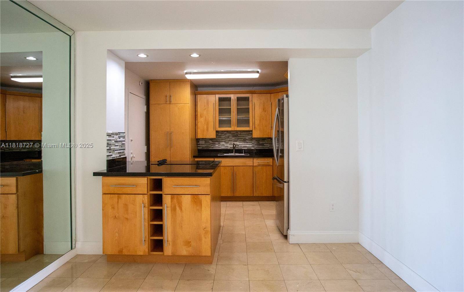 Miami, FL 33129,2333 Brickell Ave #609