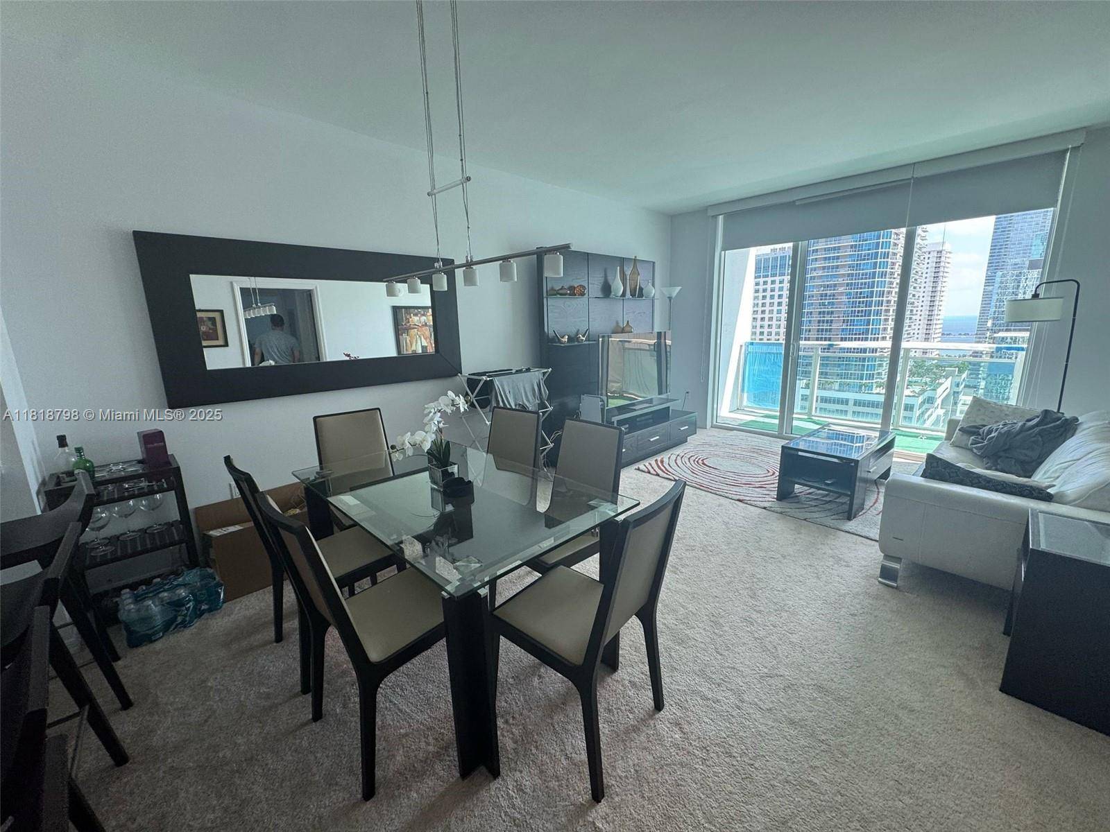 Miami, FL 33131,950 Brickell Bay Dr #2703