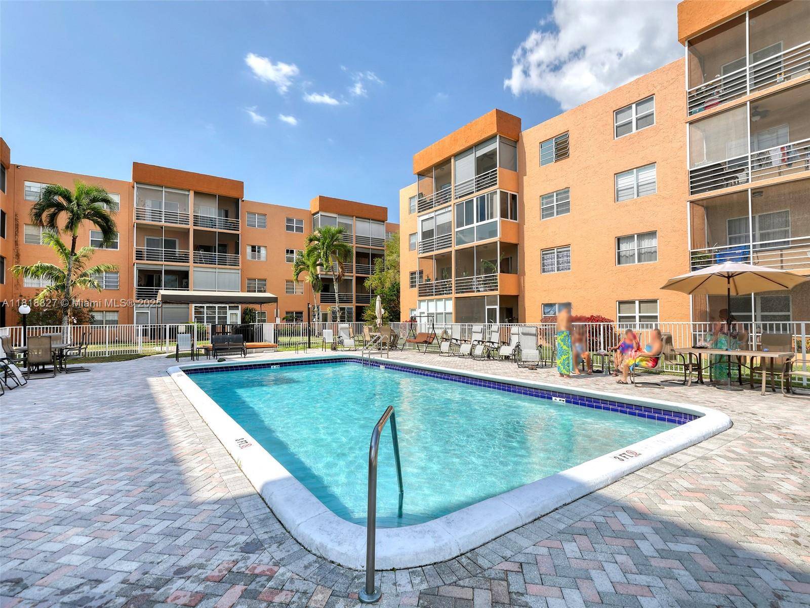 Sunrise, FL 33322,3048 E Sunrise Lakes Dr #319