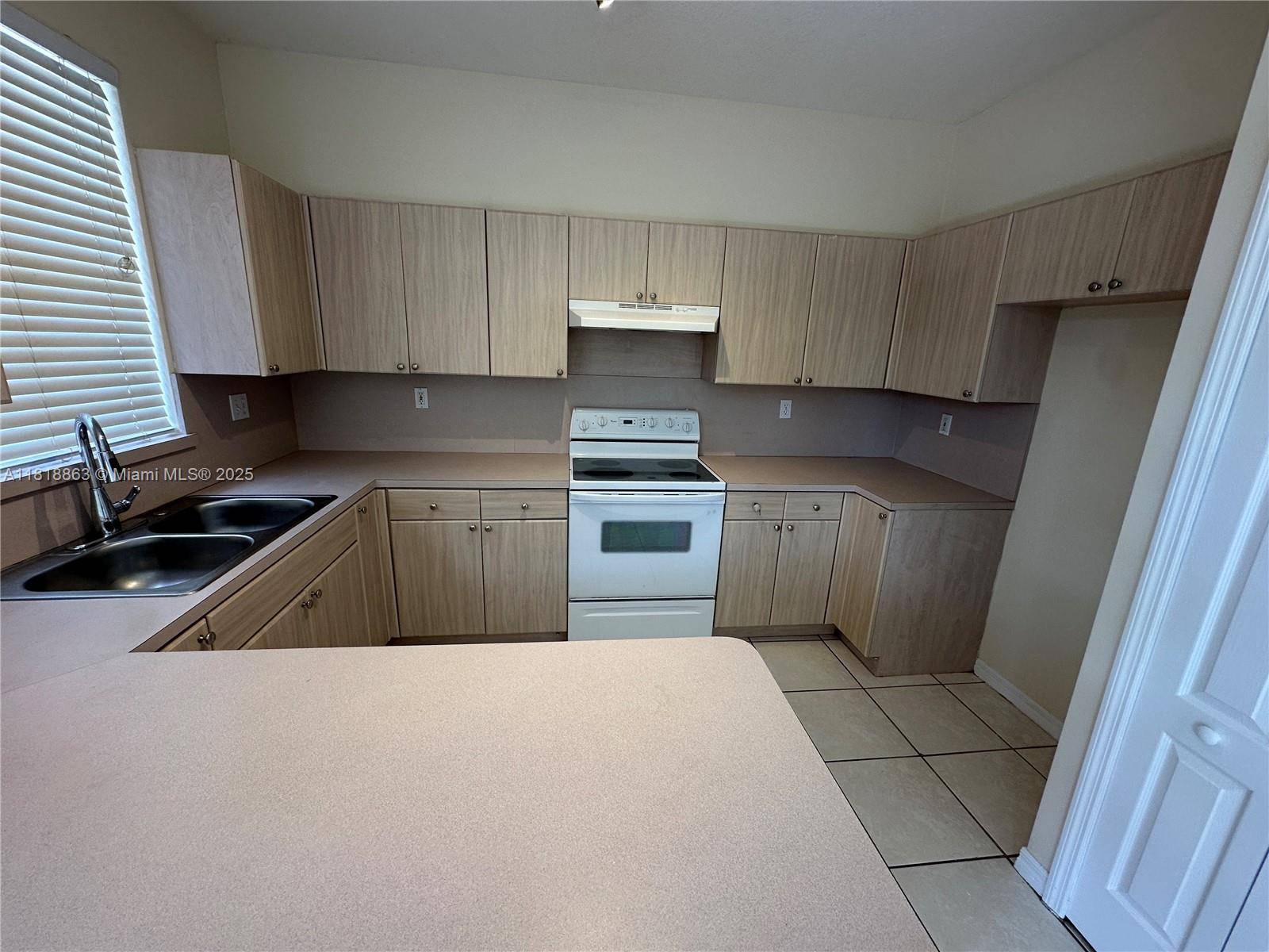 Miami, FL 33176,10869 SW 88th Ter #0