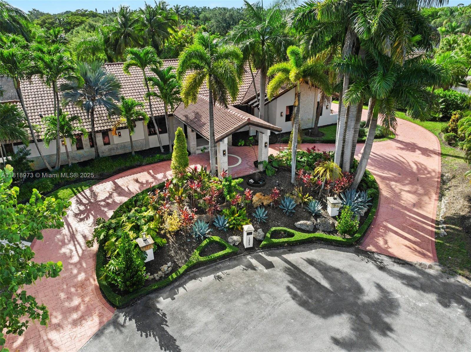 Miami, FL 33176,10304 SW 87th Ct