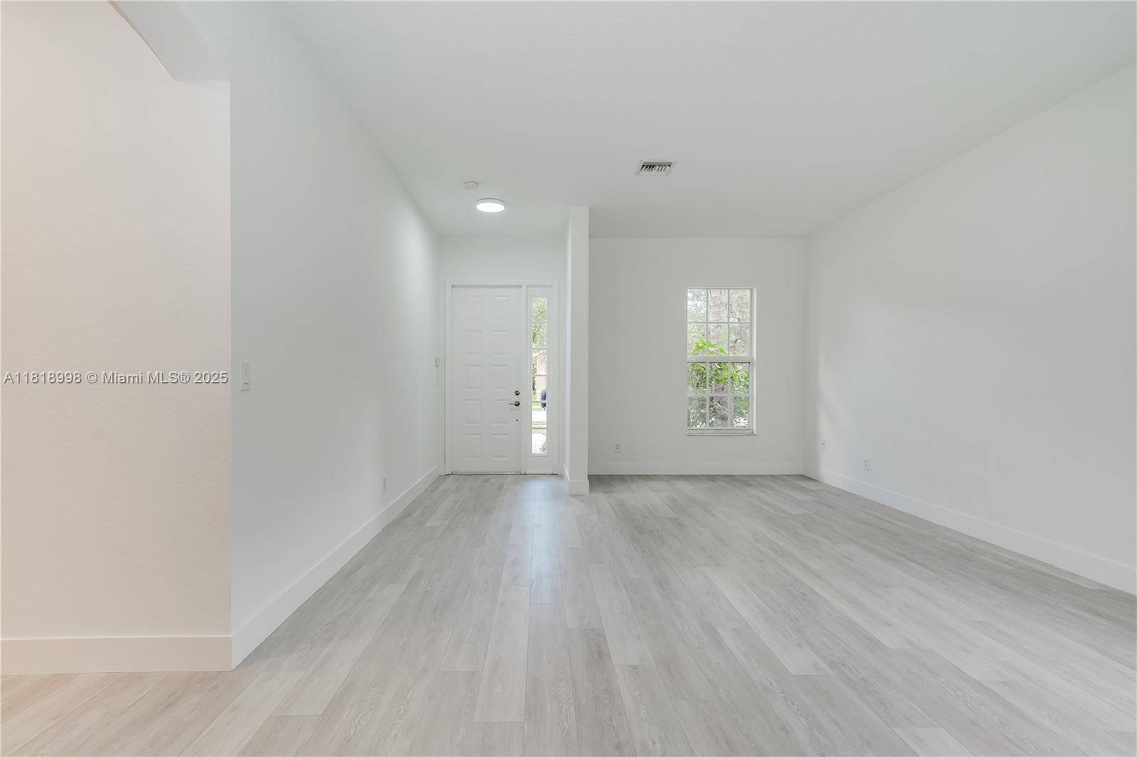 Weston, FL 33332,4413 W Whitewater Ave #0