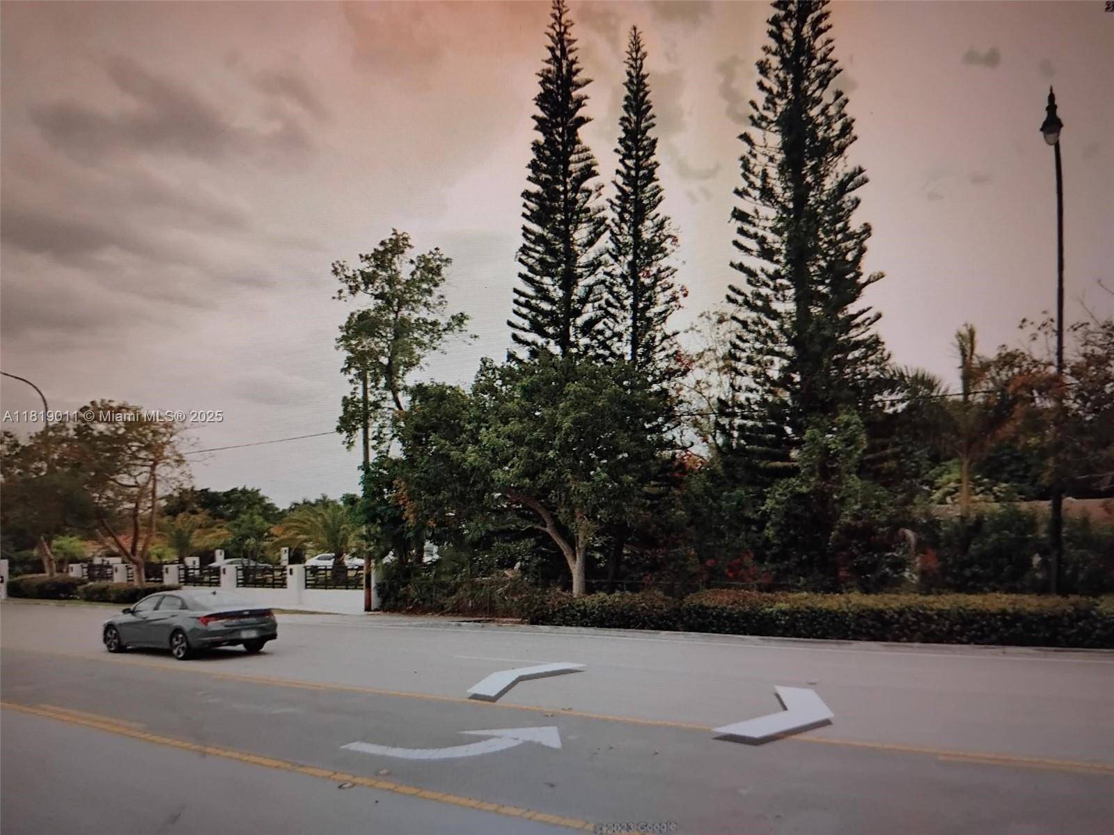 Miami, FL 33182,330 NW 127th Ave