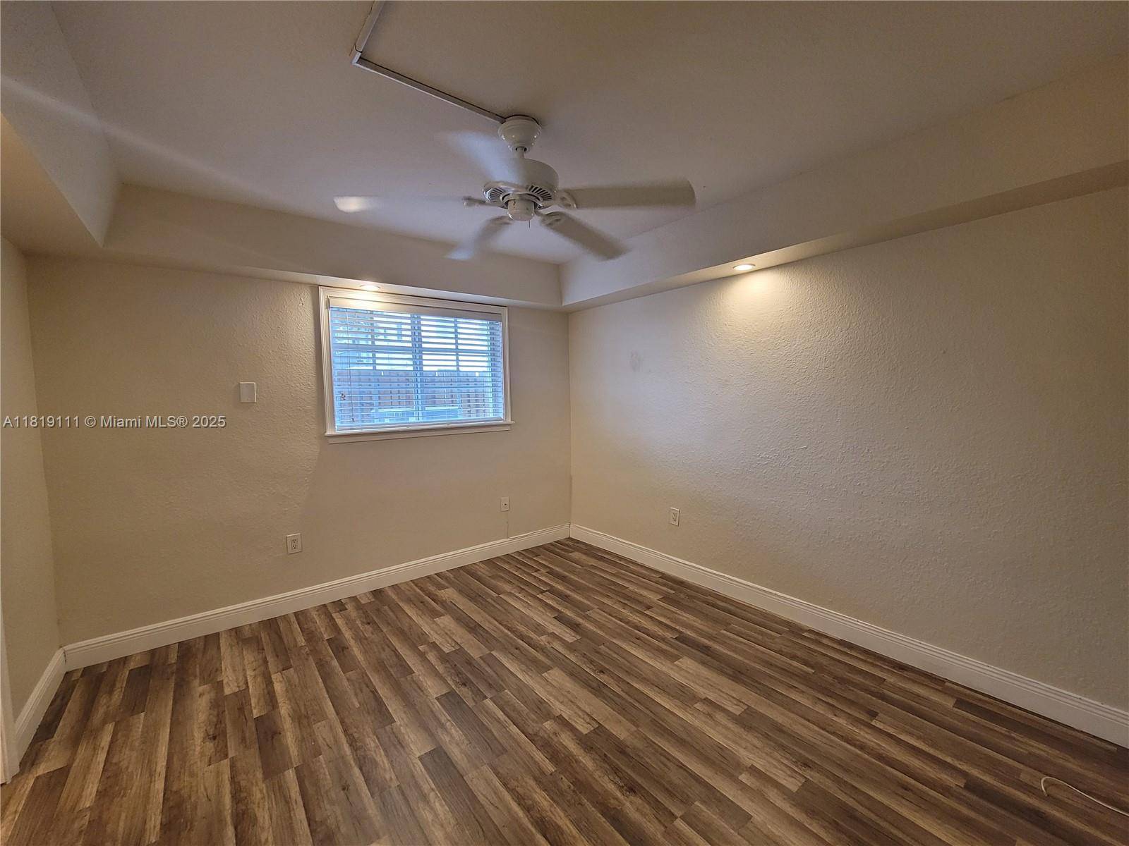 Miami, FL 33133,3245 Virginia St #17