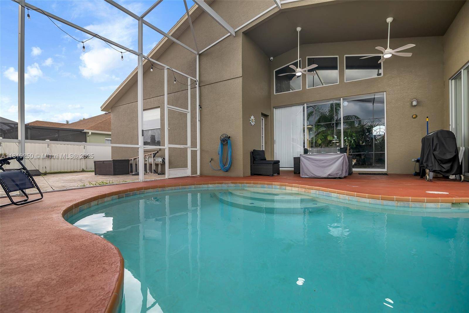 Tampa, FL 33647,10327 MEADOW CROSSING DRIVE