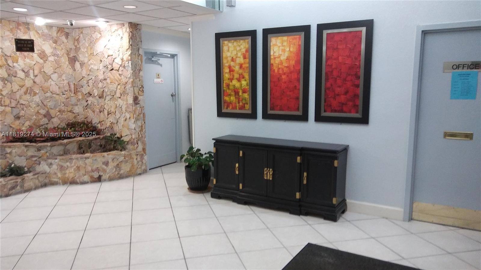 Pembroke Pines, FL 33026,1000 Saint Charles Pl #L2