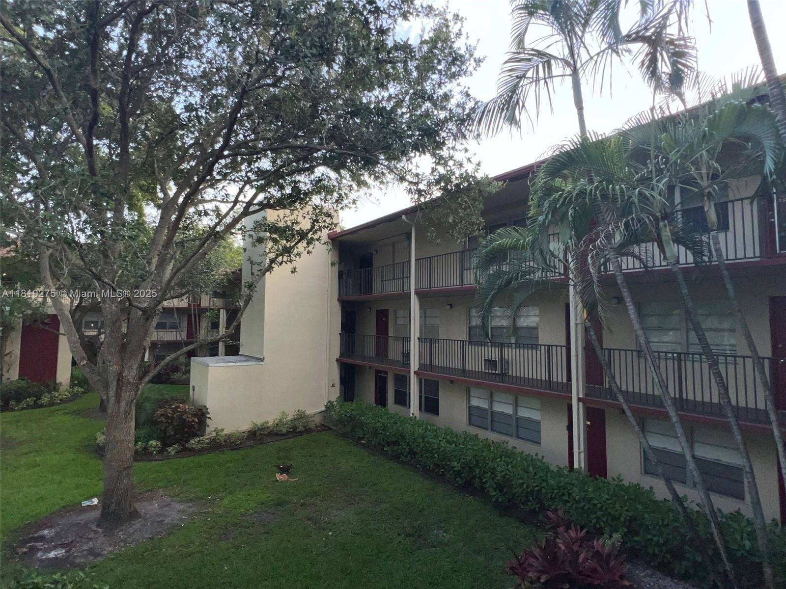 Pembroke Pines, FL 33027,200 SW 132nd Way #208L