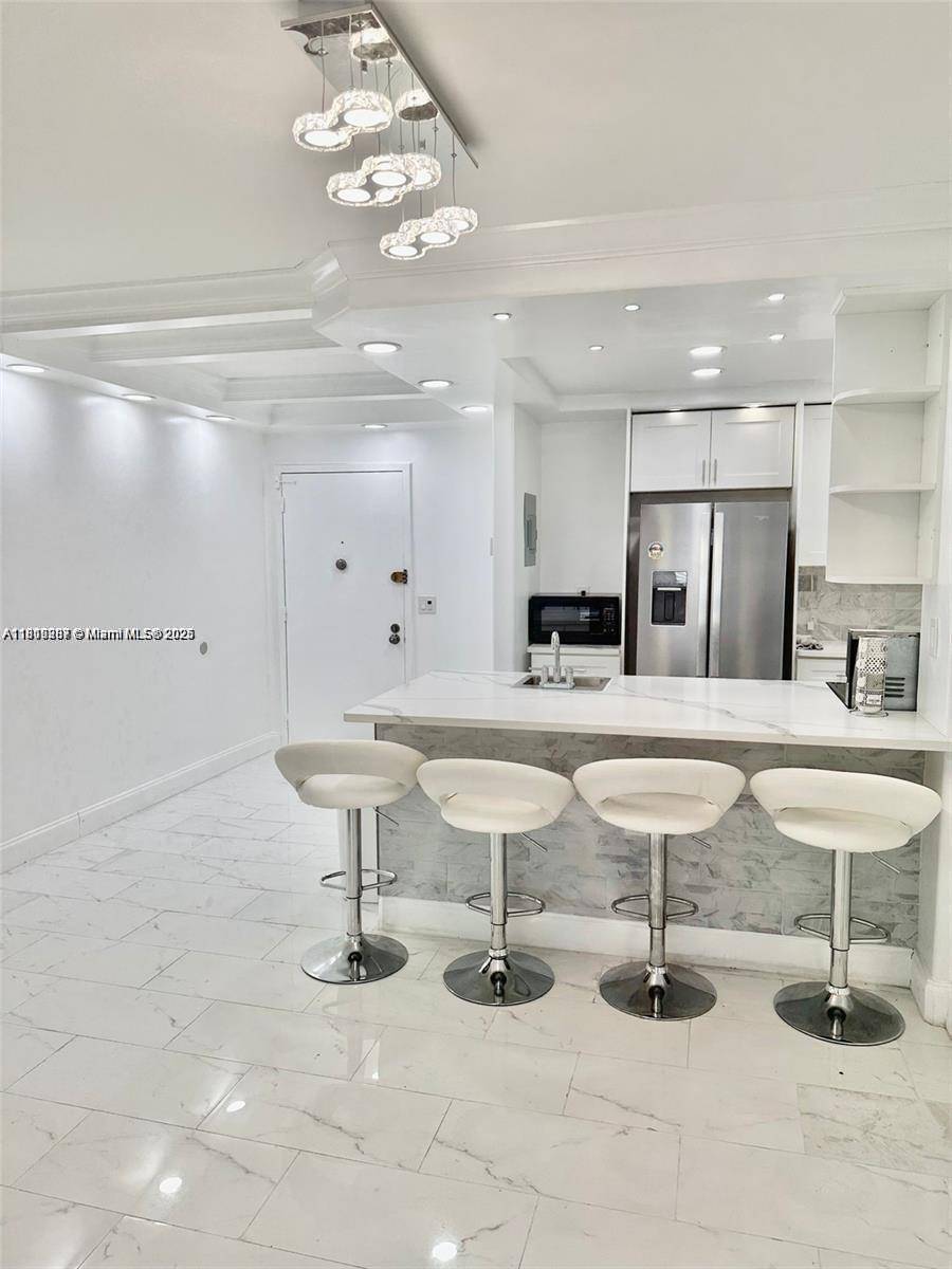 Hallandale Beach, FL 33009,600 Three Islands Blvd #703