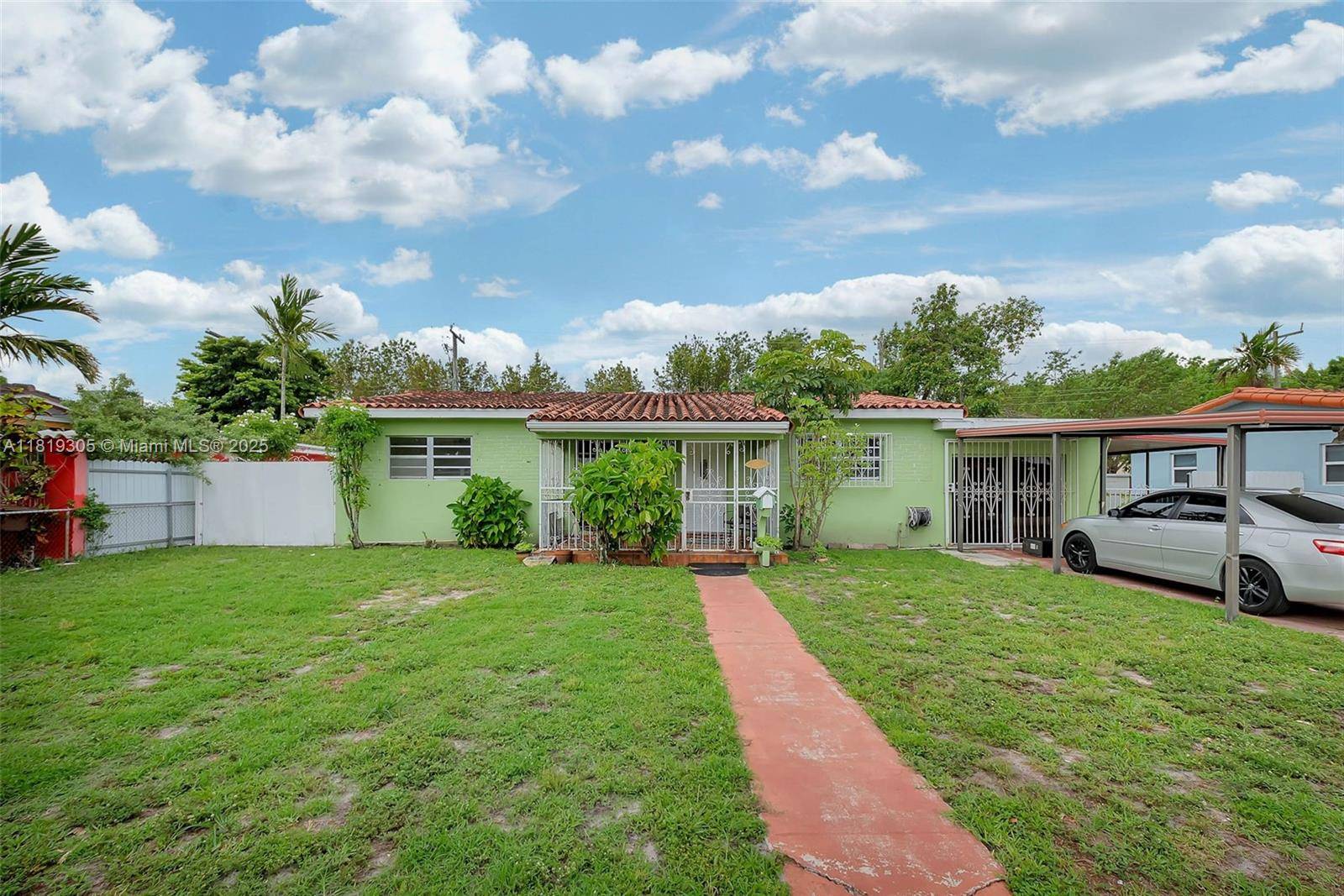 Hialeah, FL 33014,1150 W 69th Pl