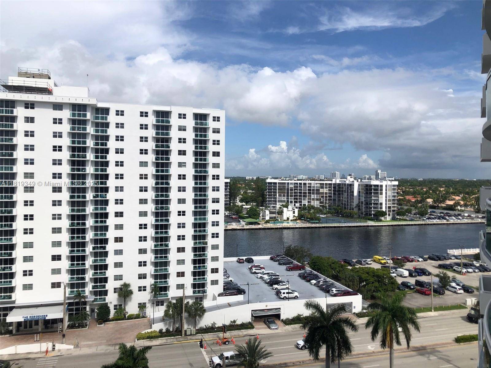 Hollywood, FL 33019,3001 S Ocean Dr #1135