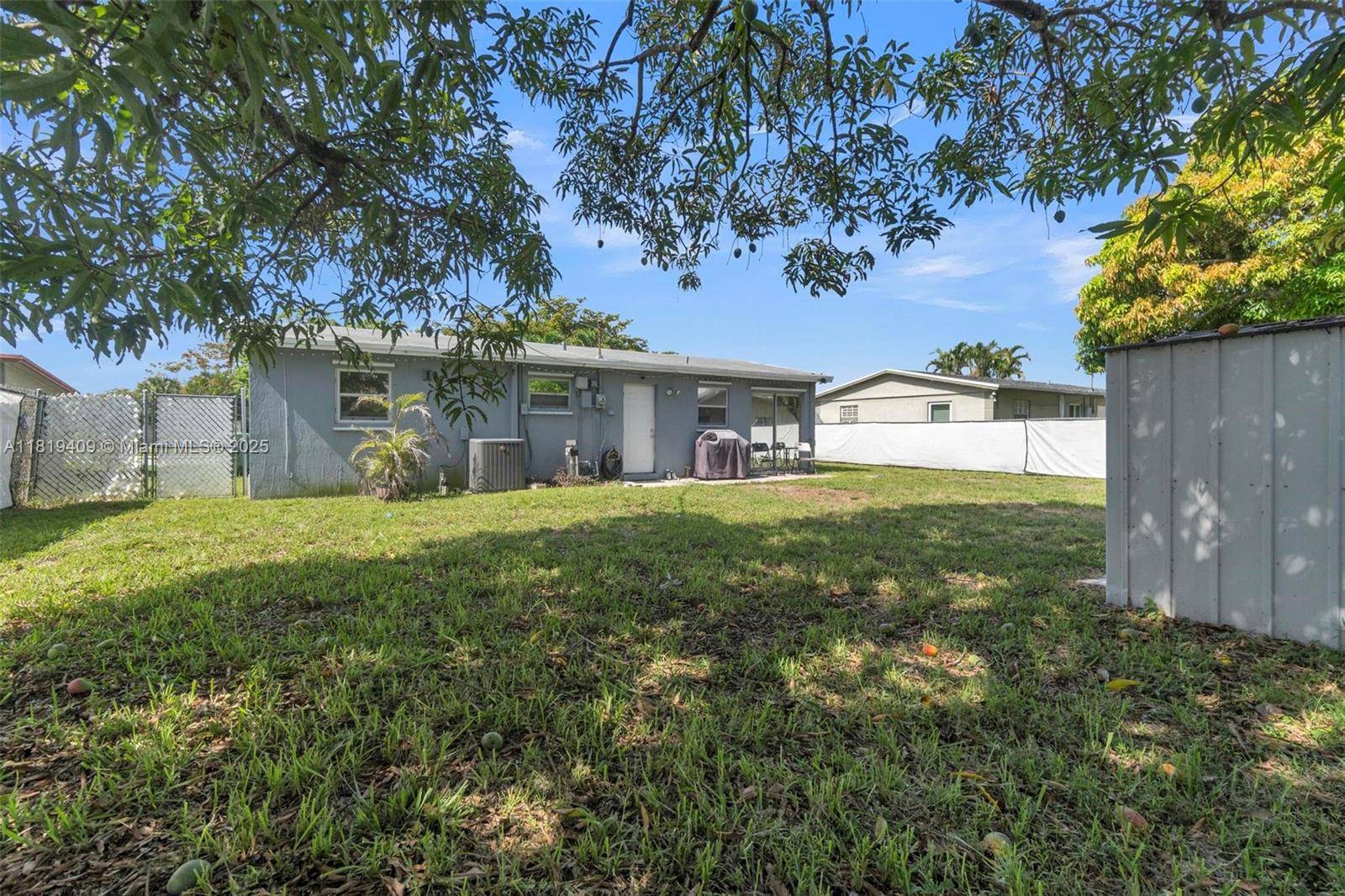 Fort Lauderdale, FL 33311,2771 NW 25th St
