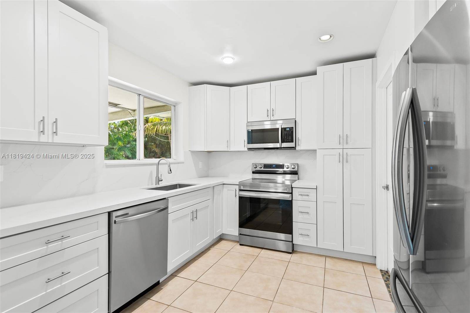 Fort Lauderdale, FL 33315,1760 SW 32nd Ct