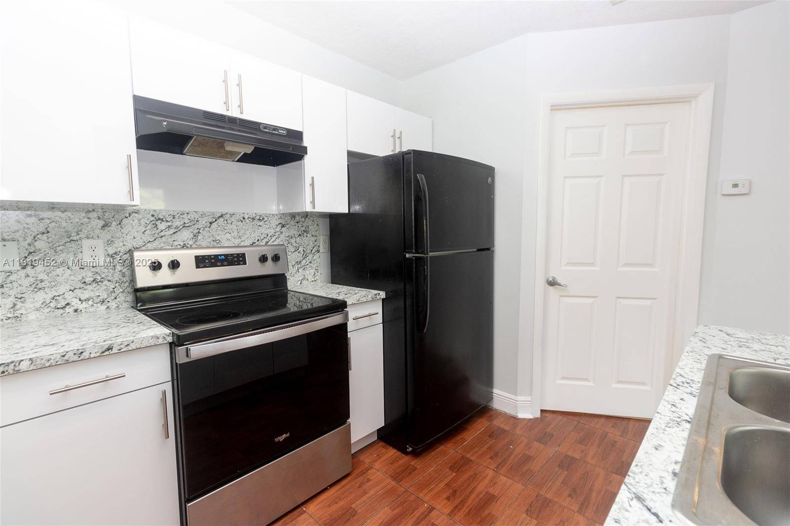 Hialeah, FL 33015,18308 NW 68th Ave #L