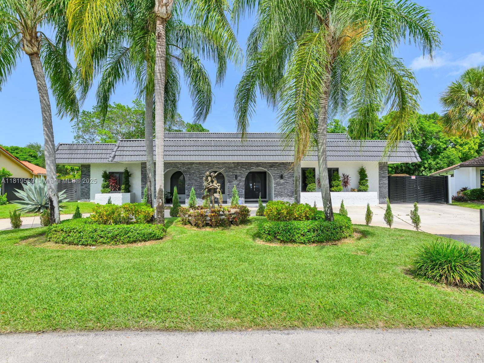 Plantation, FL 33324,620 Sea Turtle Way