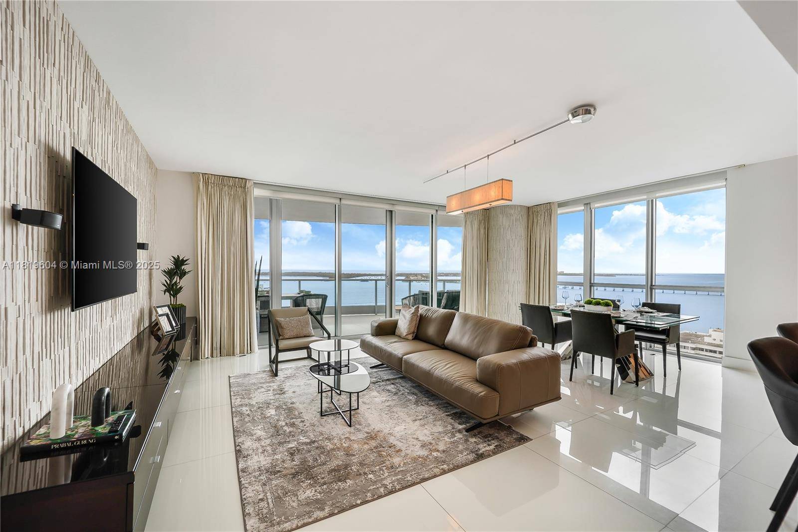 Miami, FL 33131,1331 Brickell Bay Dr #2511