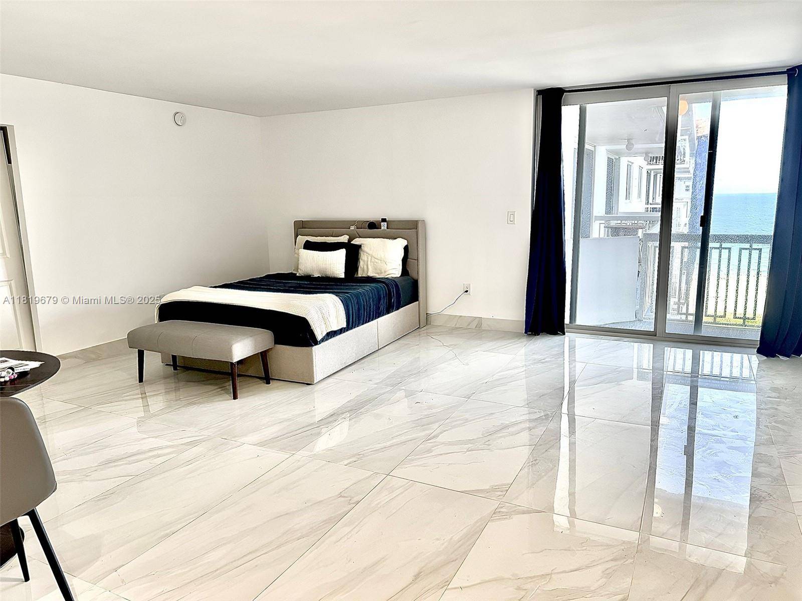 Miami Beach, FL 33139,401 Ocean Dr #1007