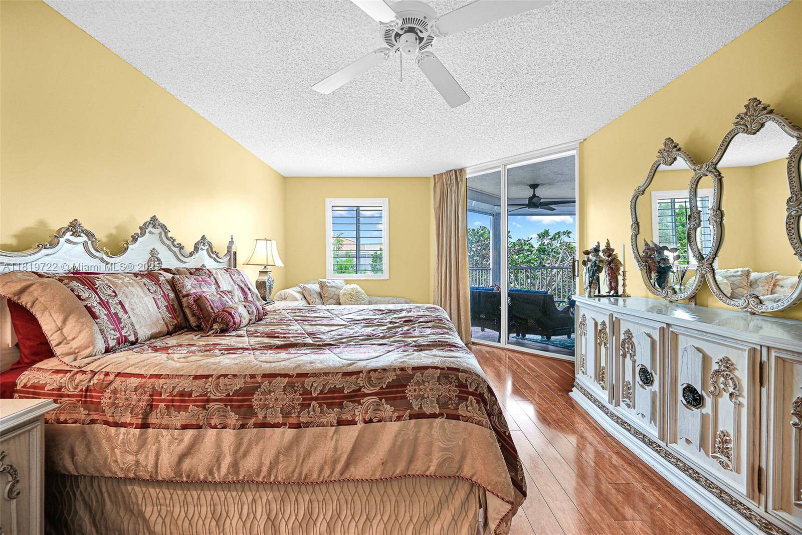 Tamarac, FL 33321,7555 Granville Dr #304