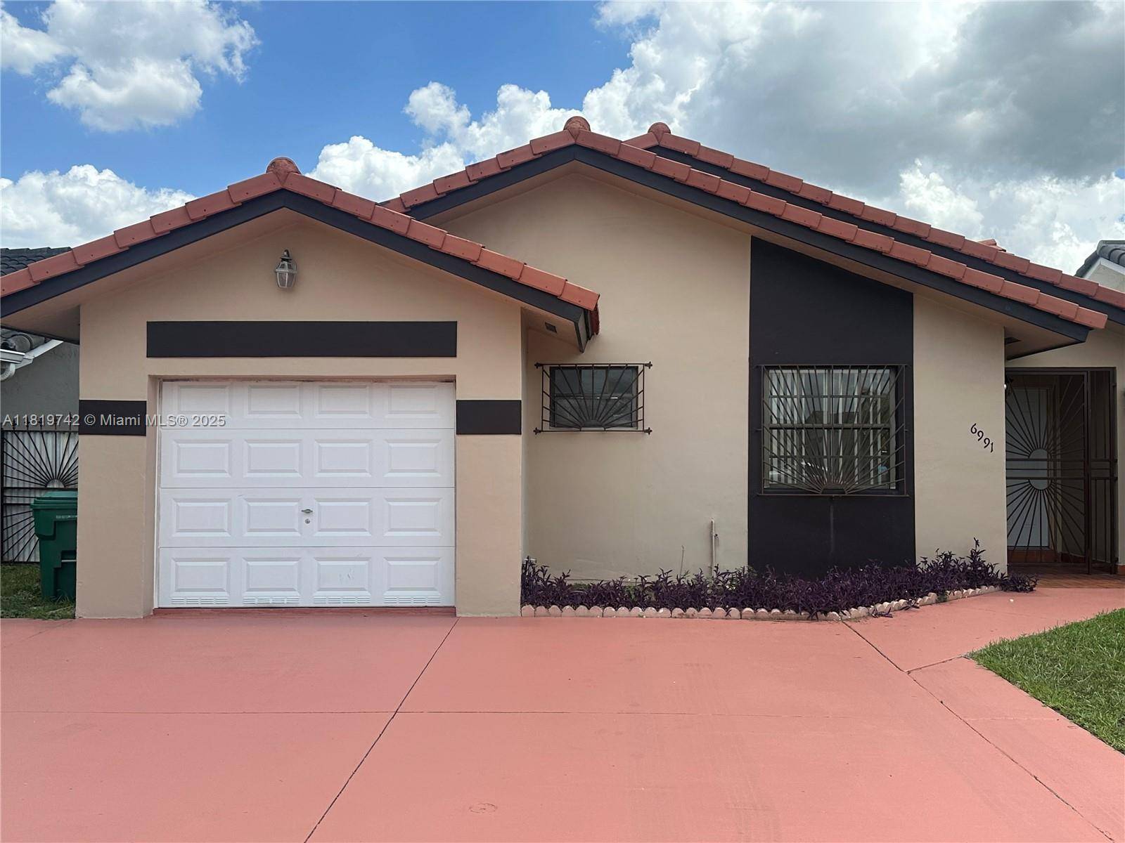 Miami Lakes, FL 33015,6991 NW 169th Ter