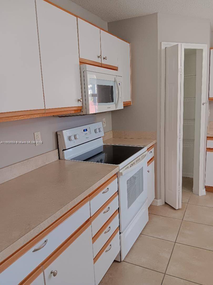 FL 34983,642 NW Bayshore Blvd #0