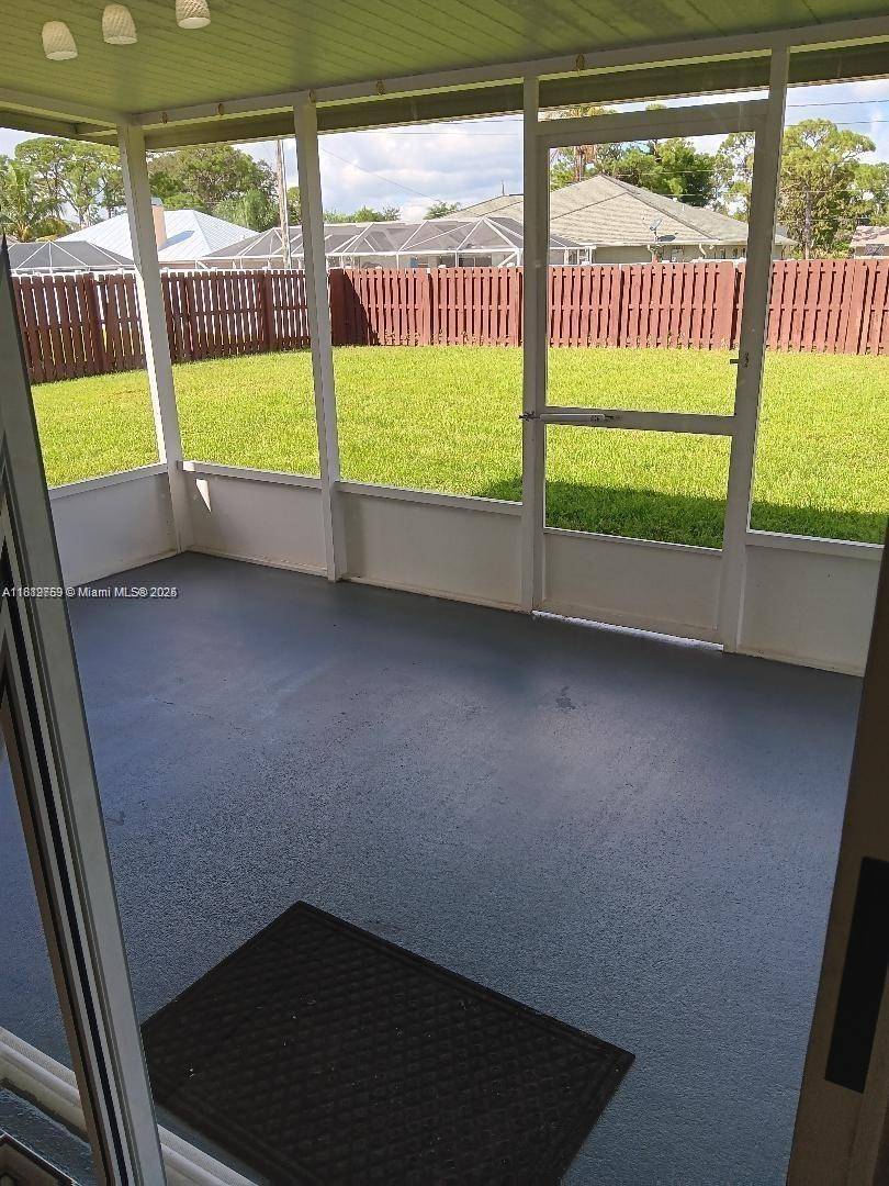 FL 34983,642 NW Bayshore Blvd #0