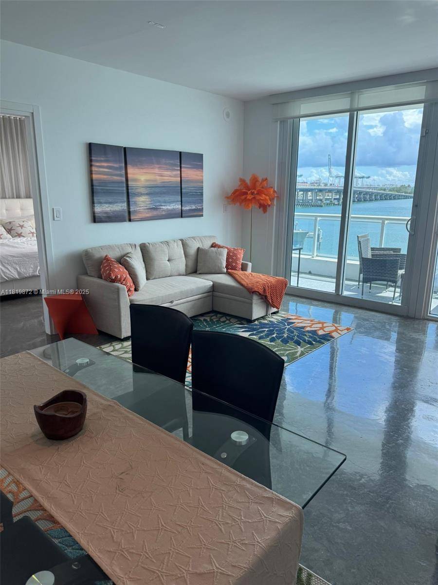 Miami Beach, FL 33139,540 West Ave #311