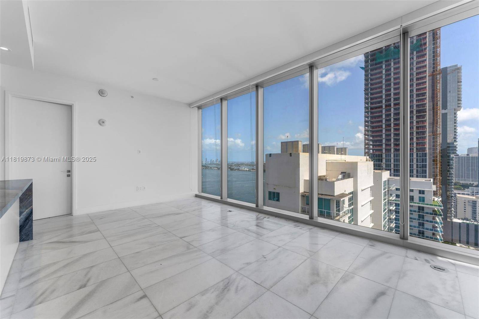 Miami, FL 33137,700 NE 26 Ter #2905