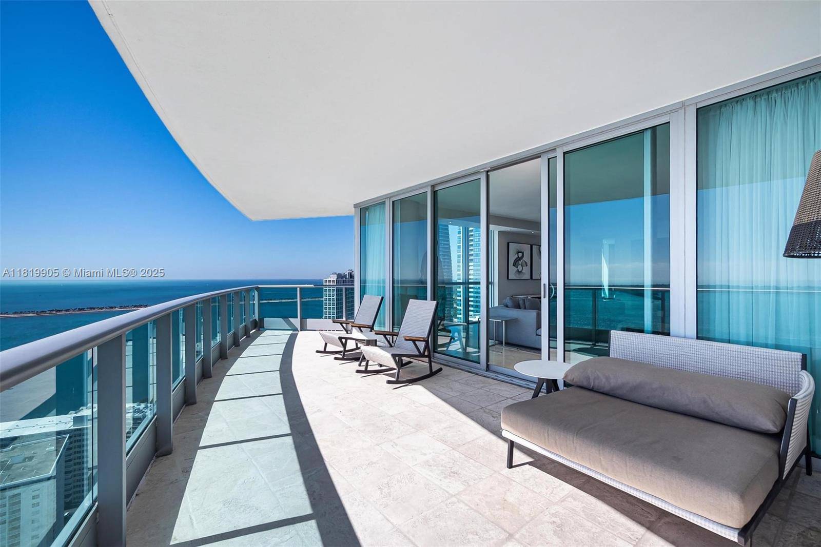 Miami, FL 33131,1331 Brickell Bay Dr #3711
