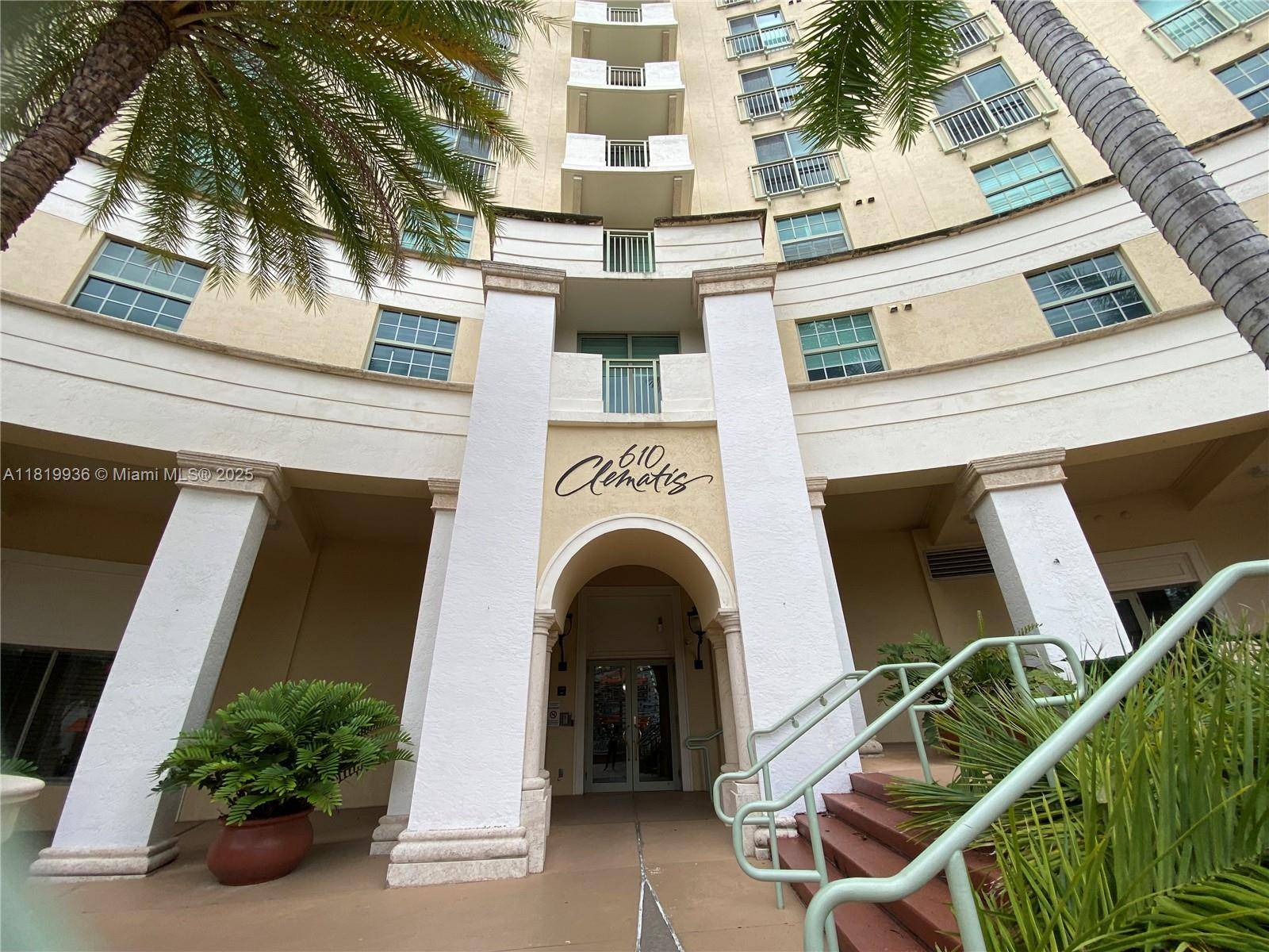 West Palm Beach, FL 33401,610 Clematis St #721
