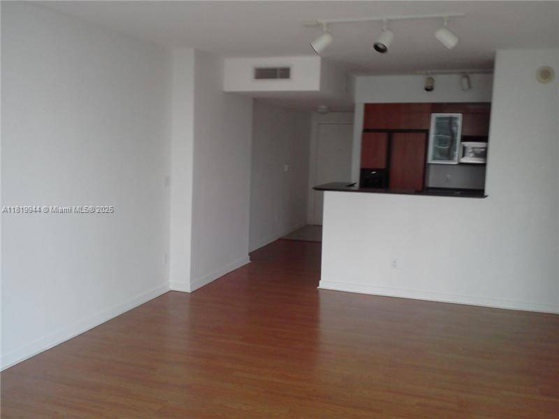 Miami, FL 33131,335 S Biscayne Blvd #803