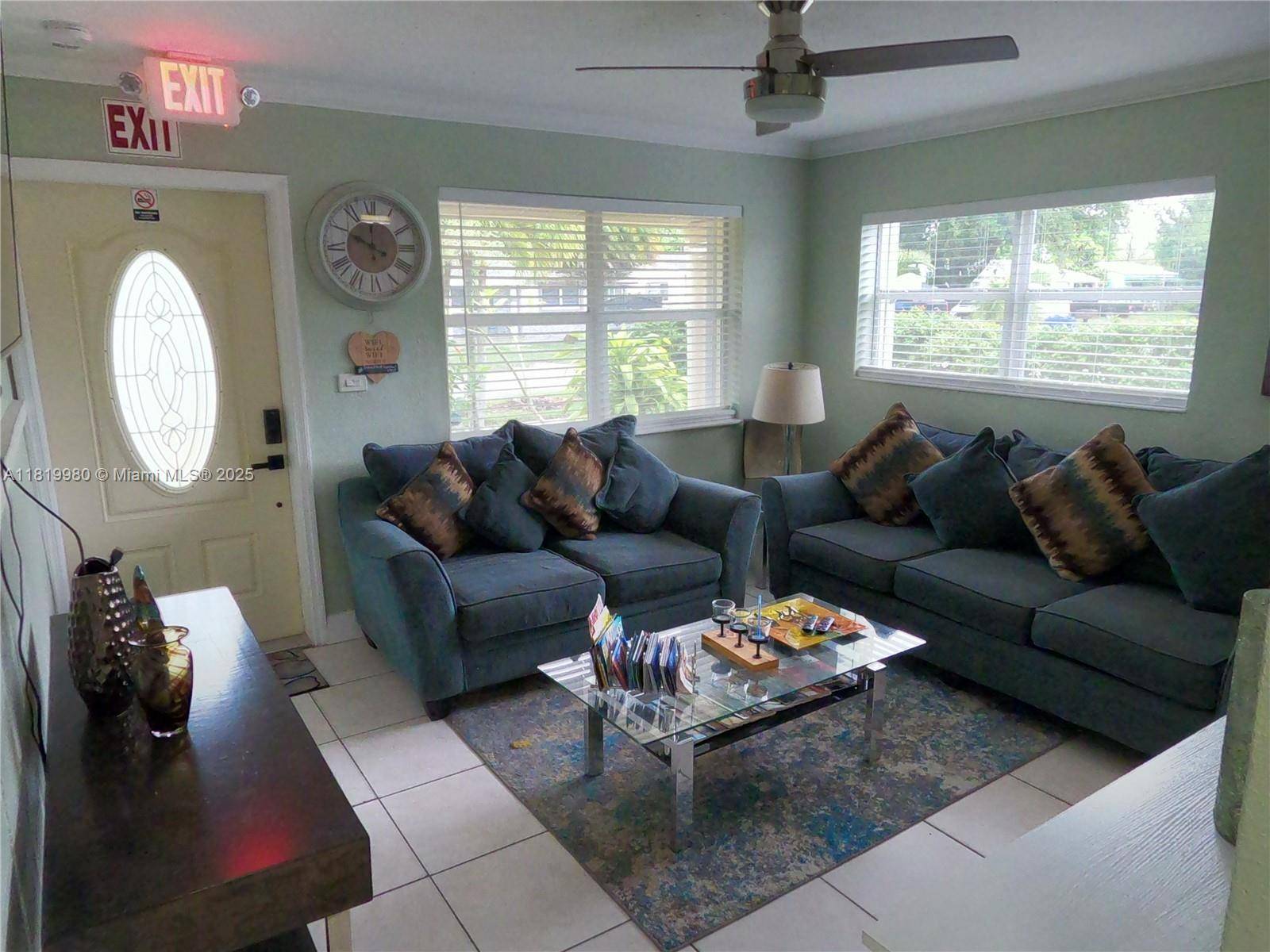 Hollywood, FL 33023,6101 Rodman St #3