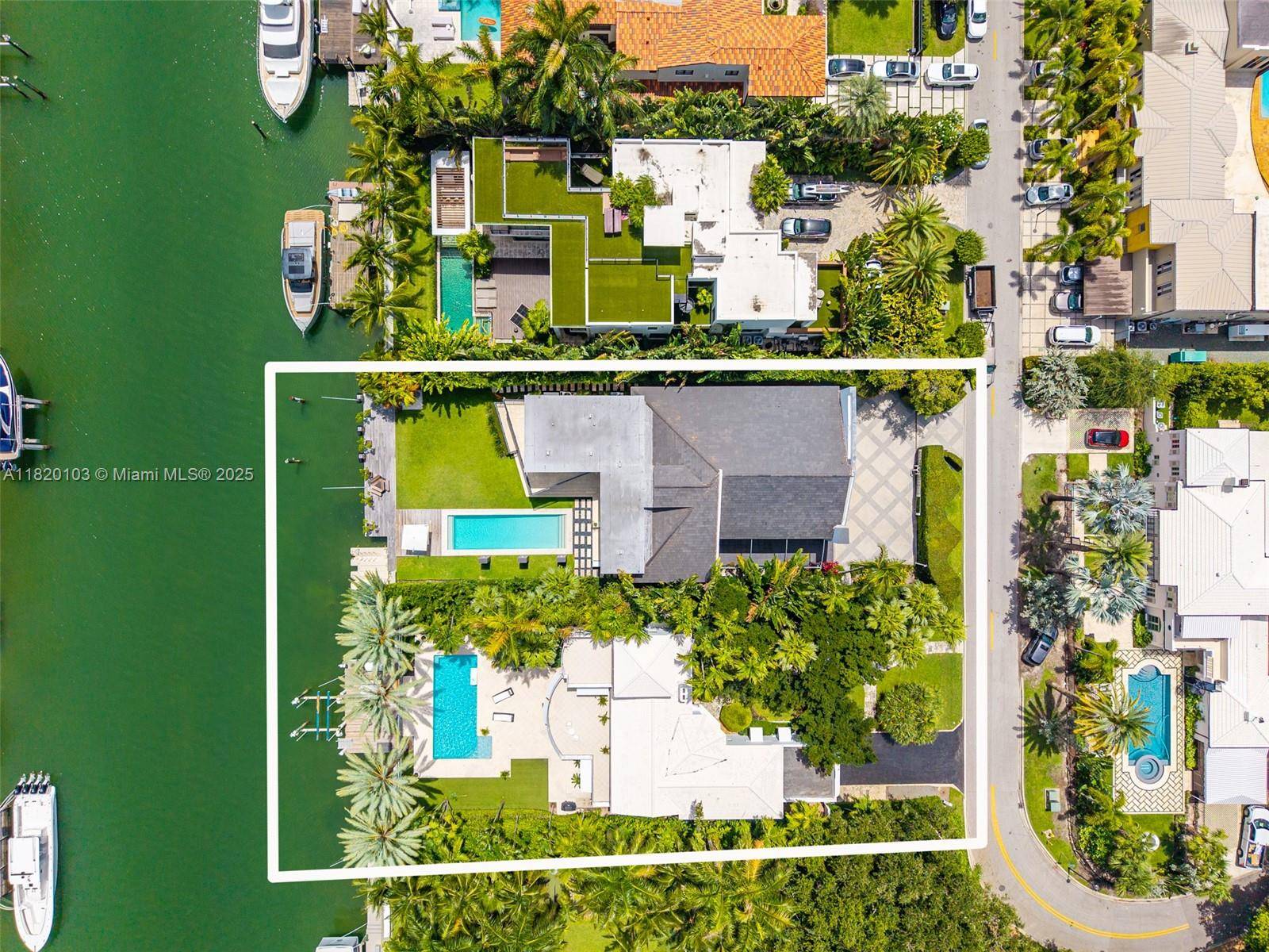 Miami Beach, FL 33140,1833 W 24th St