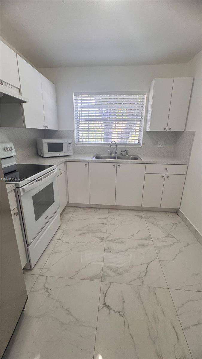 Miami Gardens, FL 33056,20450 NW 29th Pl #20450